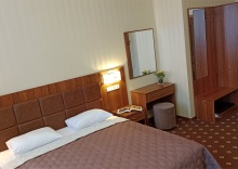 Апартаменты с просторной спальней, обеденной зоной и балконом в My Favourite Garden Hotel