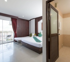 Трёхместный номер Standard в Patong Buri
