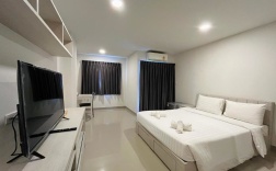 Номер Standard в Donmueang Place Hotel