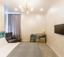 Улучшенный номер с 1 кроватью в Simple Weekend inn hotel