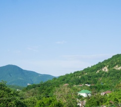 Улучшенный четырёхместный номер в Тих Отель