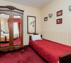 Трехместный номер De Luxe в O`Hara