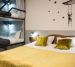 Семейный номер с туалетом и душем в Poshtel VDali