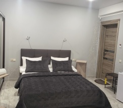 Четырехместный номер с балконом в GB