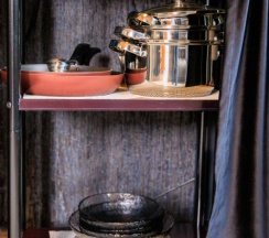 Коттедж с красивым видом из окна в Японский домик