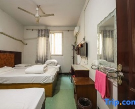 Трёхместный номер Standard в Zhengzhou Sunshine Hostel