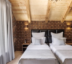 Делюкс с балконом и видом на горы в Stellar collection chalet, Krasnaya Polyana