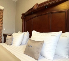 Люкс в Bridge hotel