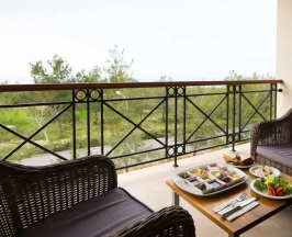 Двухместный номер Standard с видом на море (двуспальная кровать) в Отель Korineum Golf & Beach Resort