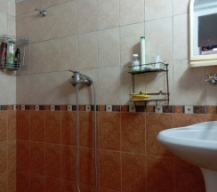 Эконом-4 с ТВ, кондиционером и холодильником в Курортный