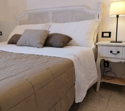 Одноместная студия Classic c 1 комнатой в Leone X Guest House
