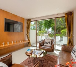 Семейный номер Standard с балконом в Club Bamboo Boutique Patong Beach Resort