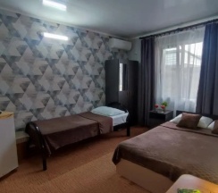 Трёхместный номер Comfort в Полина