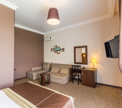 Полулюкс с балконом в Благодать