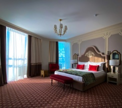 Двухместный номер Улучшенный с видом на город двуспальная кровать в Jumbaktas