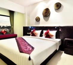 Двухместный номер Deluxe двуспальная кровать в The BluEco Hotel