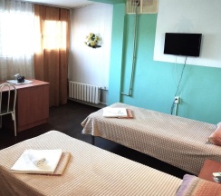 2-комнатный номер полулюкс с 4 односпальными кроватями в Пальма