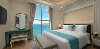 Нячанг: Отель Mercure Nha Trang Beach