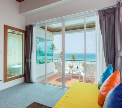 Номер Premium с балконом и oceanfront в The samui beach resort