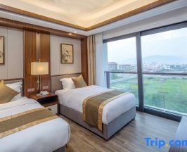 Люкс Deluxe с 3 комнатами с красивым видом из окна в Jinghai Hotel & Resort
