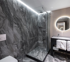 Улучшенный с креслом в Kravt Hotel Kazan Airport