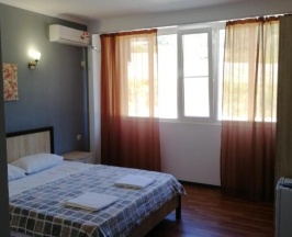 Двухместный номер Standard с балконом двуспальная кровать в Mirraflores Hotel