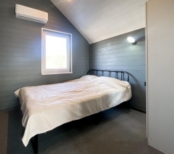 Коттедж улучшенный с 2 двуспальными кроватями в Любовь и Горы