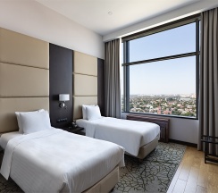 Семейные апартаменты с двумя спальнями в Krasnodar Marriott Hotel