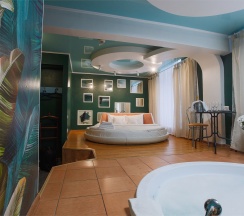 Spa DeLuxe с джакузи в Палитра by richotels