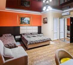 KING SIZE 4+1 ( 2х комнатный) люкс в Анютины глазки