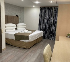 Улучшенный двухместный номер со своим санузлом и душем в Невский Питер