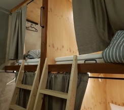 Кровать в общем номере (женский номер) в Inno Guesthouse & Bar Hongdae - Hostel