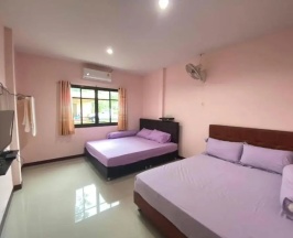 Четырёхместный номер Standard в เกาะลิบงซันไรส์ โฮมสเตย์ Koh libong sunrise Homestay