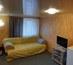 Трёхместный номер Superior с видом на горы в Манжерок