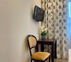 Апартаменты улучшенные с 1 двуспальной кроватью в Клавдия