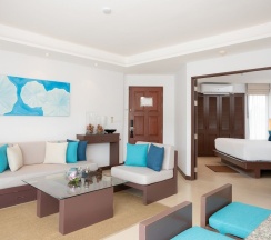 Люкс c 1 комнатой с балконом в Dewa Phuket Resort & Villas