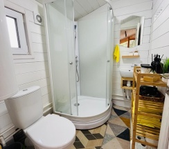 Коттедж улучшенный в Уютти