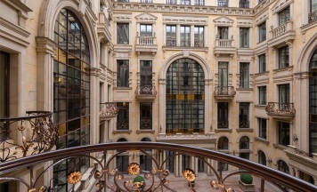 Люкс Astor с балконом в The St. Regis Moscow Nikolskaya