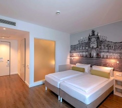 Номер Mobility Accessible в Super 8 by Wyndham Dresden