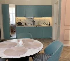 1-комнатные апартаменты люкс Classic в Roomburg (Румбург)