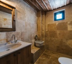 Двухместный люкс двуспальная кровать в La Casa Cave