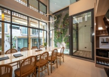 Вилла с балконом в Shan Villas Sukhumvit