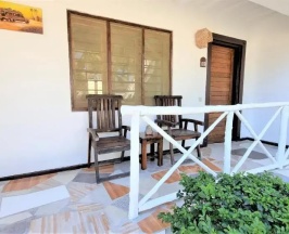 Трёхместный номер Luxury в Paradise Beach Resort