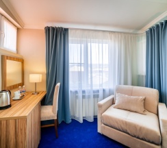 Двухместный комфорт  "Мансарда" в Blue Marlin Hotel
