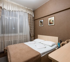 4 Одноместный номер(стандарт),с двухспальной кроватью. в Аппартамент