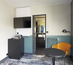 Одноместный номер Standard с балконом односпальная кровать в Mercure Paris Bastille Saint Antoine