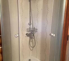 Трёхместный коттедж Standard с красивым видом из окна в Плещеево