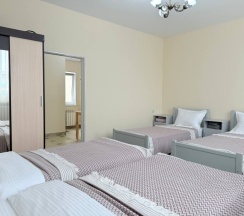 Комфортная квартира на 3 этаже – идеальна для семьи или командировок в Как Дома 05