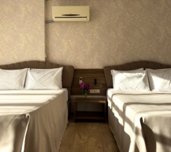 Четырёхместный Сьют c 1 комнатой с балконом и с видом на море в Aimara