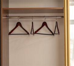 Двухкомнатный номер с одной большой  кроватью в Великий Каспий